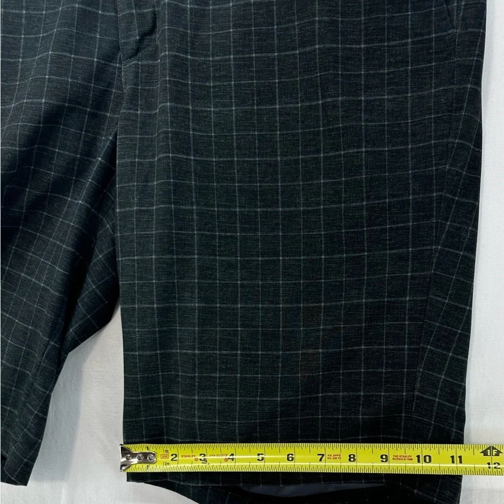 Nike Golf Tour Performance Dri-Fit Plaid‎ Shorts Black Gray Mens Size 34 (36